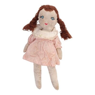 Lot #14: Sophia Peletier's (Madison Lintz) Doll ### WALKING DEAD, THE (2010-2022)