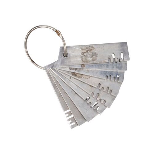 Lot #26: Ring of Prison Keys ### WALKING DEAD, THE (2010-2022)