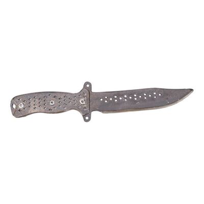 Lot #40: Daryl Dixon's (Norman Reedus) Rubber Knife ### WALKING DEAD, THE (2010-2022)