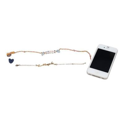 Lot #94: Alicia Clark's (Alycia Debnam-Carey) Cell Phone, Bracelet, and Heart Pin ### FEAR THE WALKING DEAD (2015-2023)