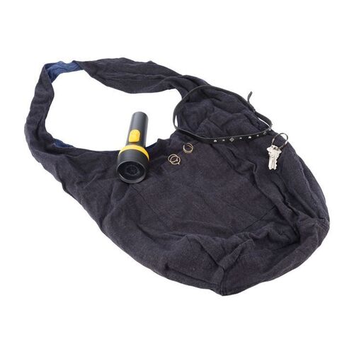 Lot #95: Madison Clark's (Kim Dickens) Personal Accessories ### FEAR THE WALKING DEAD (2015-2023)