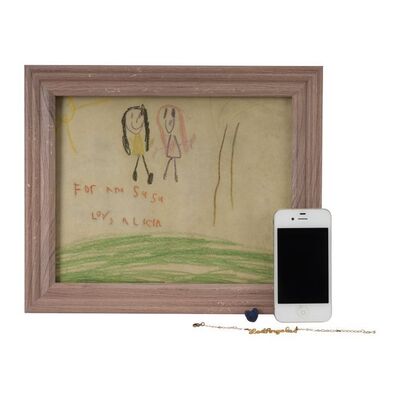 Lot #99: Alicia Clark's (Alycia Debnam-Carey) Framed Drawing, Cell Phone, Bracelet, and Heart Pin ### FEAR THE WALKING DEAD (2015-2023)