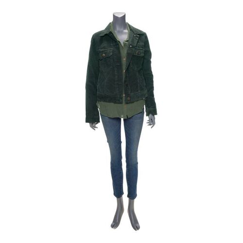 Lot #131: Madison Clark's (Kim Dickens) "Day in the Diamond" Episode Costumes ### FEAR THE WALKING DEAD (2015-2023)