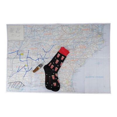 Lot #134: Morgan Jones' (Lennie James) Season 4 Metal Knife, Map, and Popcorn Socks ### FEAR THE WALKING DEAD (2015-2023)