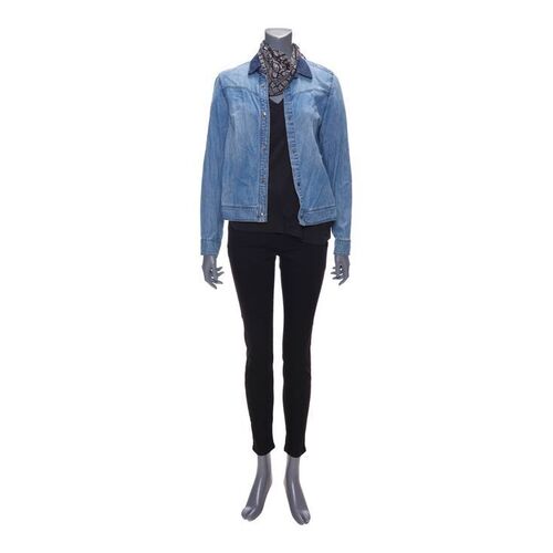 Lot #140: Madison Clark's (Kim Dickens) "Good Out Here" Episode Costume ### FEAR THE WALKING DEAD (2015-2023)
