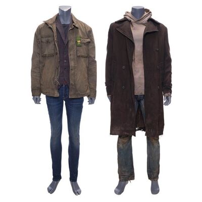 Lot #165: Victor Strand's (Colman Domingo) Seasons 4 and 6 Costumes ### FEAR THE WALKING DEAD (2015-2023)