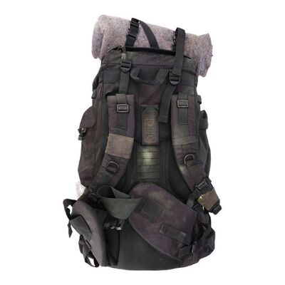 Lot #225: John Dorie's (Garret Dillahunt) Bug-Out Bag ### FEAR THE WALKING DEAD (2015-2023)