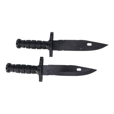 Lot #256: Jason Riley's (Nick Stahl) Stunt Knives ### FEAR THE WALKING DEAD (2015-2023)