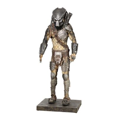18. Wolf (Ian Whyte) Predator Costume Display ### AVPR: ALIENS VS. PREDATOR - REQUIEM (2007)