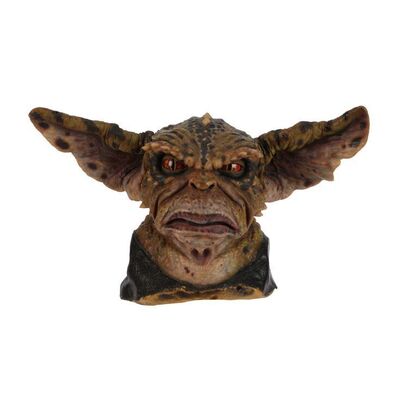 124. George Gremlin Final Paint Bust ### GREMLINS 2: THE NEW BATCH (1990)