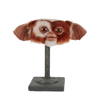 126. Gizmo Prototype Head ### GREMLINS 2: THE NEW BATCH (1990)