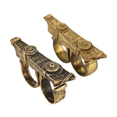 277. Doctor Strange's (Benedict Cumberbatch) Hero and Stunt Sling Rings ### DOCTOR STRANGE (2016)
