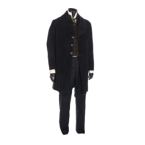 346. Sherlock Holmes' (Robert Downey Jr) Detective Costume ### SHERLOCK HOLMES (2009)