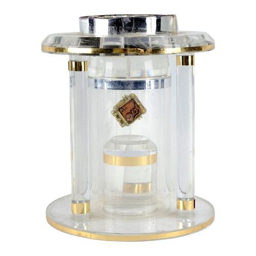 353. Lieutenant Commander Data's (Brent Spiner) Emotion Chip and Display Container ### STAR TREK: GENERATIONS (1994)