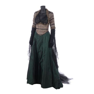 392. Lamia's (Michelle Pfeiffer) Costume ### STARDUST (2007)