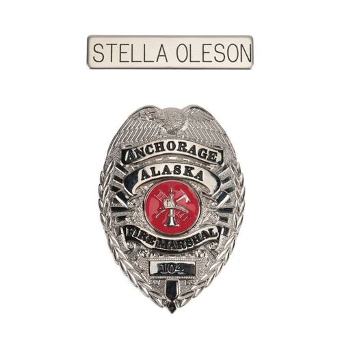 826. Stella Oleson's (Melissa George) Fire Marshal Badge and Name Tag ### 30 DAYS OF NIGHT (2007)