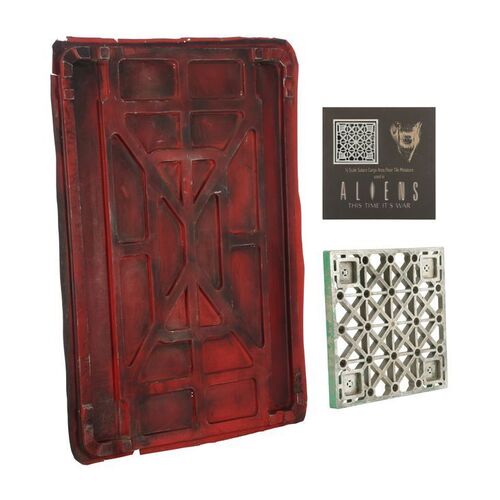 852. Pair of Sulaco Floor Tiles and Hadley's Hope Wall Panel ### ALIENS (1986)