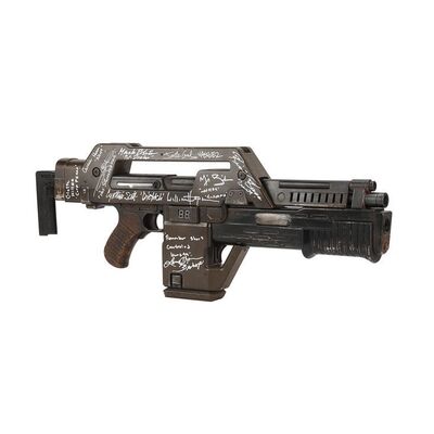 859. Cast-Autographed NERF M41A Pulse Rifle ### ALIENS (1986)