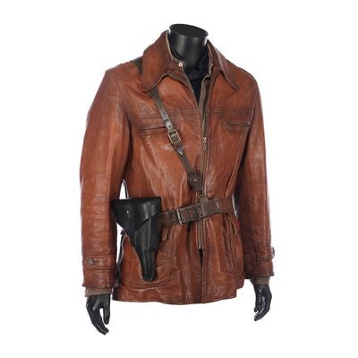 1031. Tuvia Bielski's (Daniel Craig) Screen-matched Jacket ### DEFIANCE (2008)