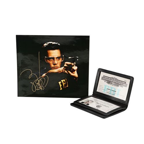1062. Donnie Brasco's (Johnny Depp) FBI ID ### DONNIE BRASCO (1997)