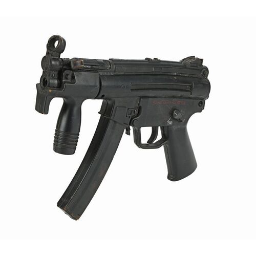 1099. Gina's (Megan Fox) Stunt Heckler & Koch MP5K ### THE EXPENDABLES 4 (2023)