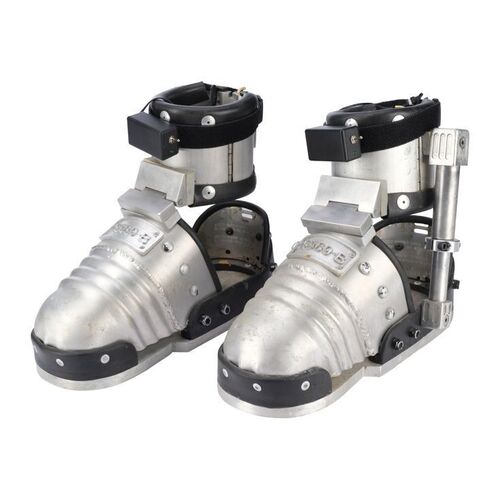 1101. Castor Troy's (Nicolas Cage) Pair of Light-Up Magnetic Erewhon Prisoner Boots ### FACE/OFF (1997)