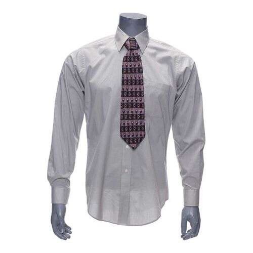 1122. The Narrator's (Edward Norton) Grey Dress Shirt and Tie ### FIGHT CLUB (1999)