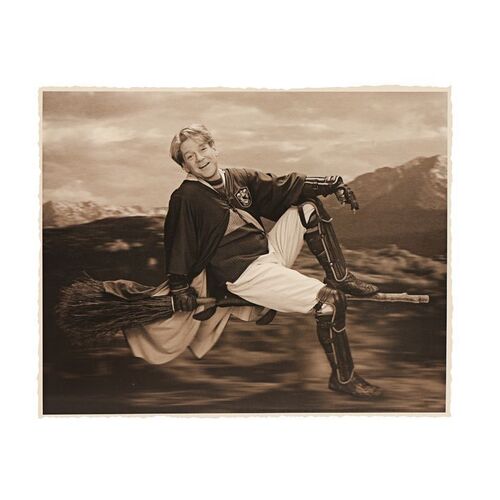 1213. Gilderoy Lockhart (Kenneth Branagh) Photograph ### HARRY POTTER AND THE CHAMBER OF SECRETS (2002)