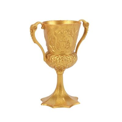 1235. Stunt Hufflepuff Cup Horcrux ### HARRY POTTER AND THE DEATHLY HALLOWS: PART 2 (2011)