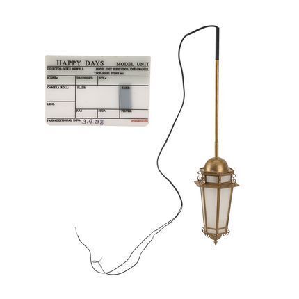 1238. Grand Staircase Lamp Model Miniature and Clapperboard Slate ### HARRY POTTER AND THE PHILOSOPHER'S STONE (2001)/HARRY POTTER AND THE GOBLET OF FIRE (2005)