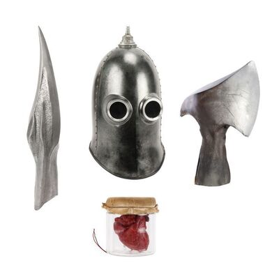1500. Mr. Barron's (Samuel L. Jackson ) Weapon Arms, Beating Heart Jar, and Helmet ### MISS PEREGRINE'S HOME FOR PECULIAR CHILDREN (2016)