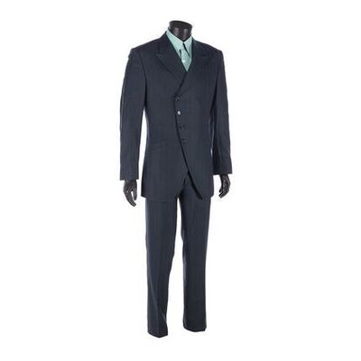 1539. Rusty Ryan's (Brad Pitt) Suit ### OCEAN'S ELEVEN (2001)