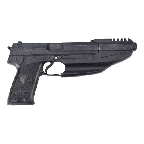 1542. Gabriel Yulaw's (Jet Li) Stunt Modified Heckler & Koch USP Pistol ### THE ONE (2001)