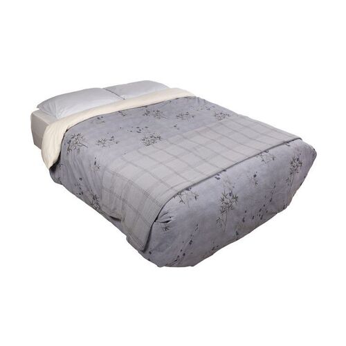 1594. Carrie's (Sarah Jessica Parker) Bed, Bedding, Answer Phone and Books ### SEX AND THE CITY (T.V. SERIES, 1998-2004)
