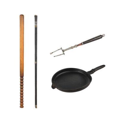 1595. Watson's (Jude Law) Walking Stick, with Cattle Prod, Club and Frying Pan ### SHERLOCK HOLMES (2009)