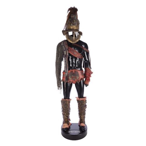1606. Crixus' (Manu Bennett) Battle Costume Display ### SPARTACUS: BLOOD AND SAND (2010)