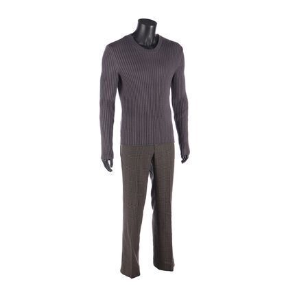 1614. Tom Bishop's (Brad Pitt) Costume ### SPY GAME (2001)