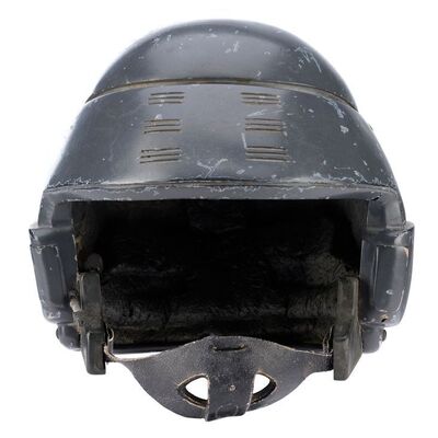 1735. Tanner Gill (Double) Mobile Infantry M-3 Tactical Helmet ### STARSHIP TROOPERS (1997)