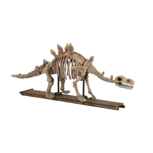1766. Screen-matched Stegosaurus Skeleton Model Miniature ### THOMAS & FRIENDS - RHENEAS AND THE DINOSAUR (2005)