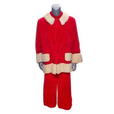 1787. Louis Winthorpe III's (Dan Aykroyd) Santa Costume ### TRADING PLACES (1983)