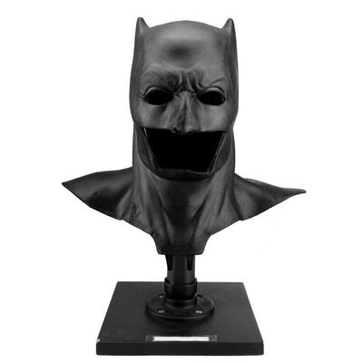 52. Batman's Stunt Cowl ### BATMAN V SUPERMAN: DAWN OF JUSTICE (2016)