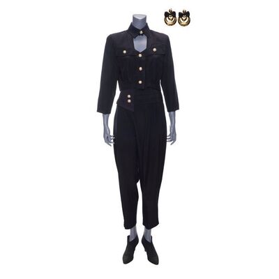 Lot #44: Janet's (Cash) Costume ### WOLF OF WALL STREET, THE (2013)