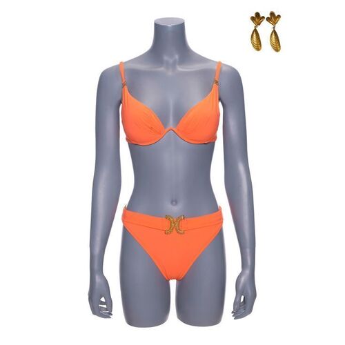 Lot #96: Naomi LaPaglia's (Robbie) Honeymoon Yacht Trip Costume ### WOLF OF WALL STREET, THE (2013)