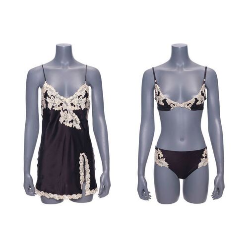 Lot #98: Naomi LaPaglia's (Robbie) Morning Fight Costume with Screen-Matched Slip ### WOLF OF WALL STREET, THE (2013)