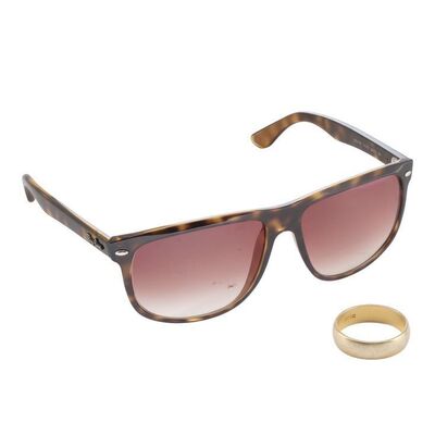 Lot #123: Jordan Belfort's (DiCaprio) Wedding Band and Tortoise Ray-Ban Sunglasses ### WOLF OF WALL STREET, THE (2013)