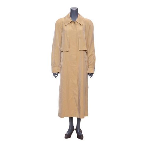 Lot #140: Aunt Emma's (Lumley) Taking Money to Switzerland Costume Components ### WOLF OF WALL STREET, THE (2013)