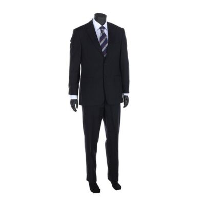 Lot #8. Pete Tyler's (Shawn Dingwall) Birthday Party Suit ### DOCTOR WHO (TV SERIES, 2005-2022)