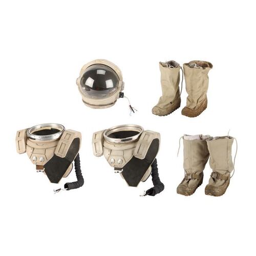 Lot #63. Kill the Moon' Spacesuit Parts ### DOCTOR WHO (TV SERIES, 2005-2022)