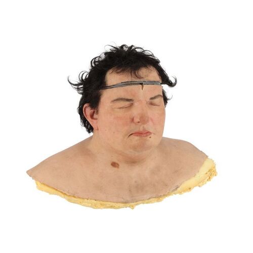 Lot #165. Slitheen's Jeffrey (Ian Midlane) Skin Suit Head ### SARAH JANE ADVENTURES, THE (TV SERIES, 2007-2020)
