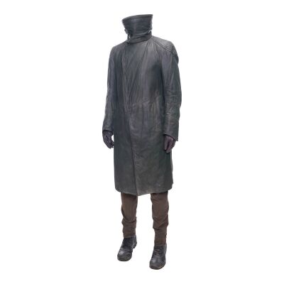 7. K's (Ryan Gosling) Costume with Coat Matched to Arrival at Sapper's Farm Scene ### BLADE RUNNER 2049 (2017)